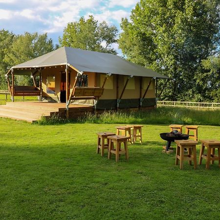Horsley Hale Farm Glamping Hotel Ели Екстериор снимка