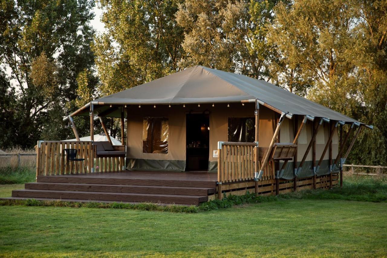 Horsley Hale Farm Glamping Hotel Ели Екстериор снимка